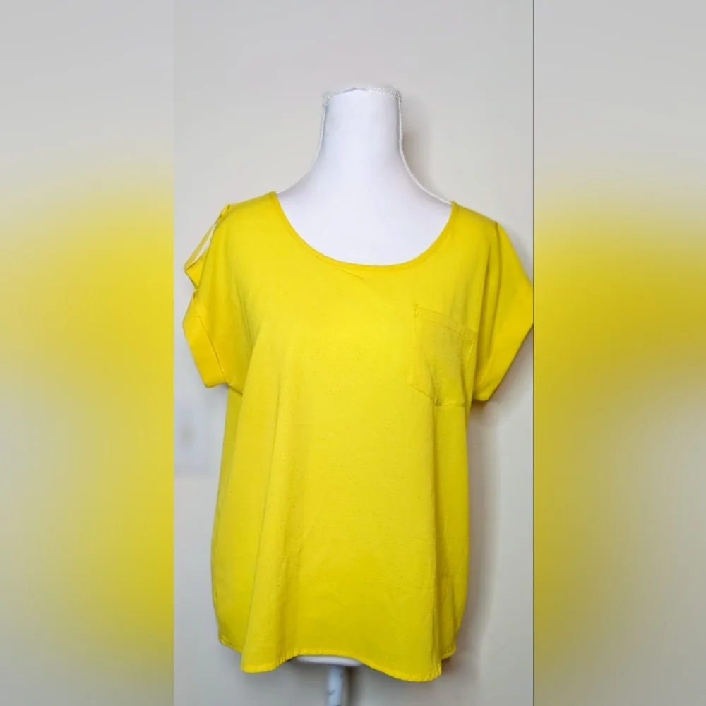 Chocolate Yellow Short Sleeve Blouse Button Back Large - Picture 2 of 8